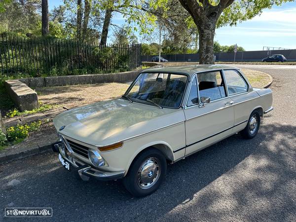 BMW 2002 - 37