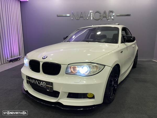 BMW 120 d Coupe Limited Edition Lifestyle c/ M Sport Pack - 27