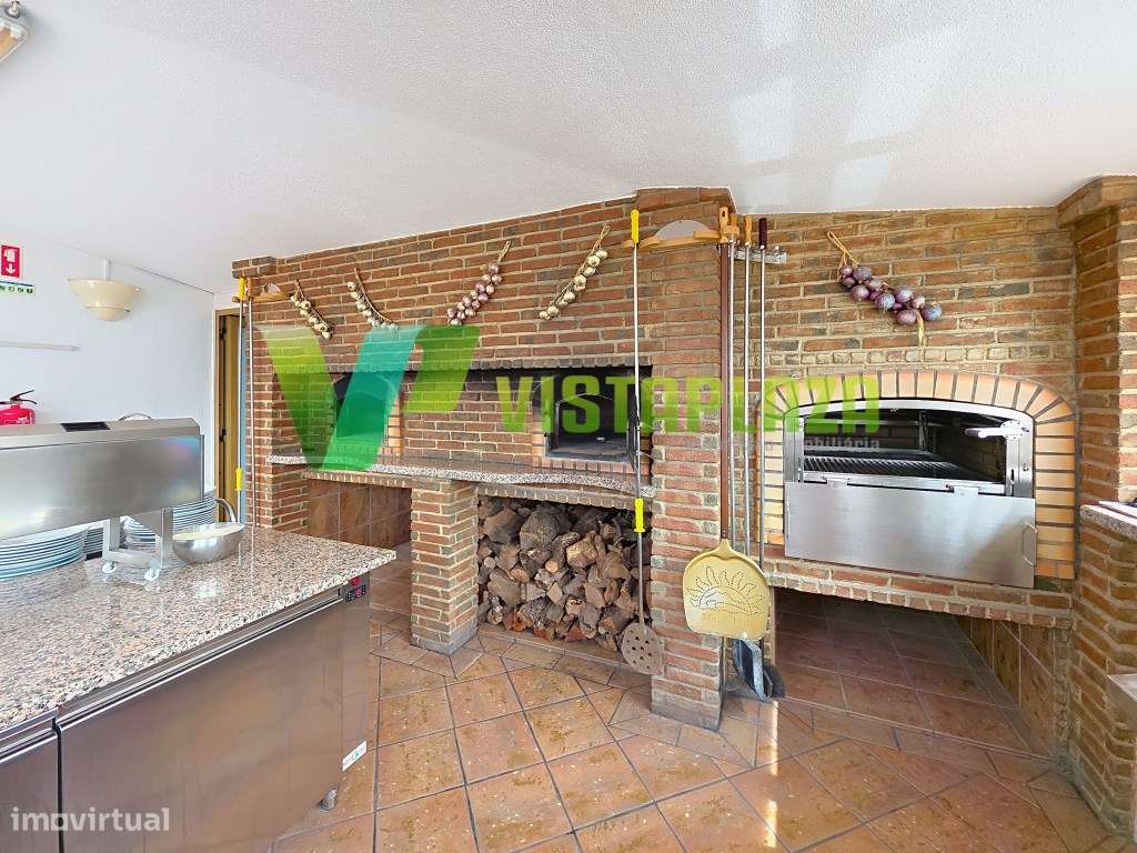 Restaurante com Esplanada e Piscina na Srª da Rocha - Alpochinhos, ... - Grande imagem: 2/37