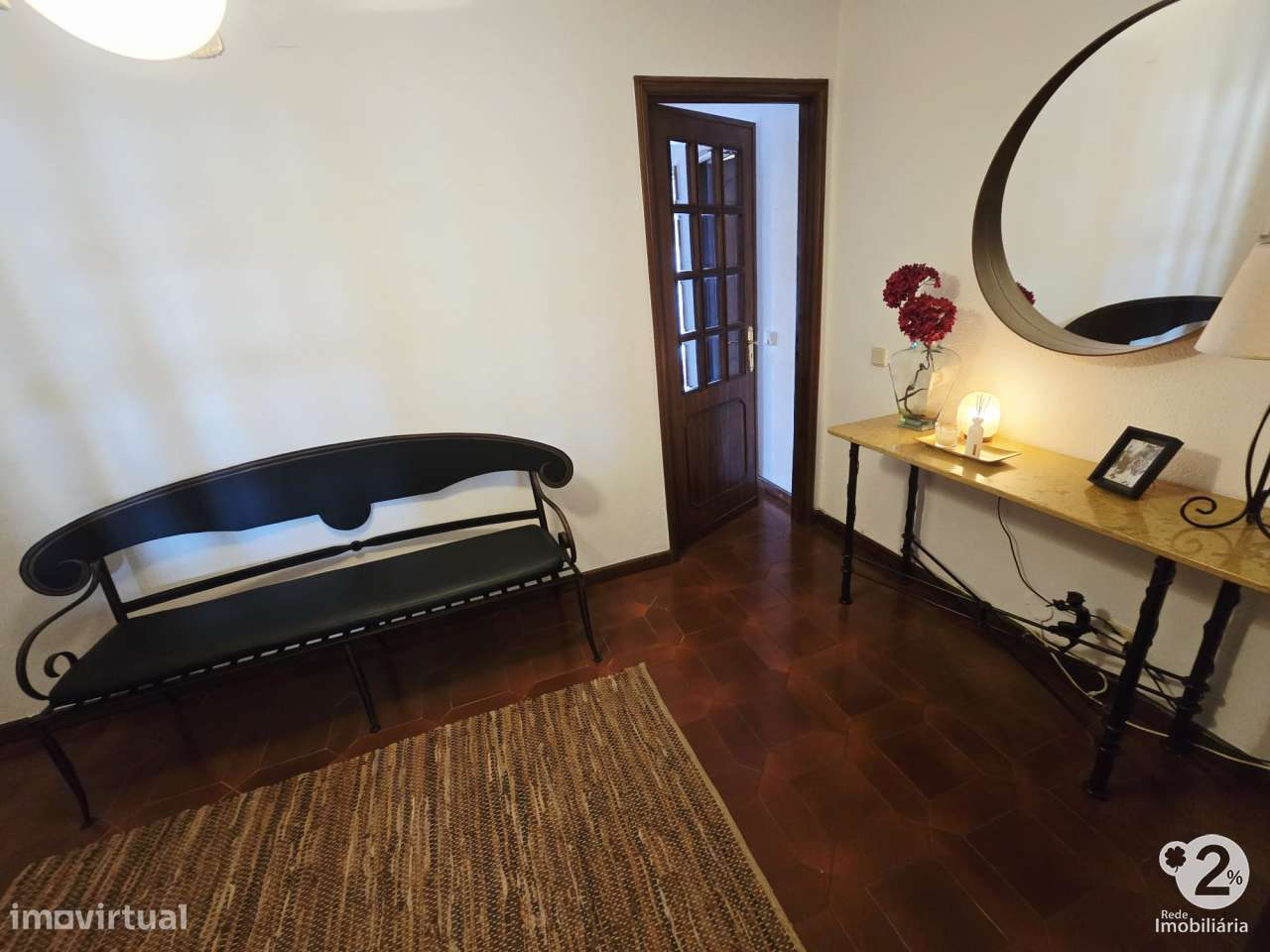 Apartamento T2 com terraço em Santa Marinha ( Vila Nova de Gaia )-3