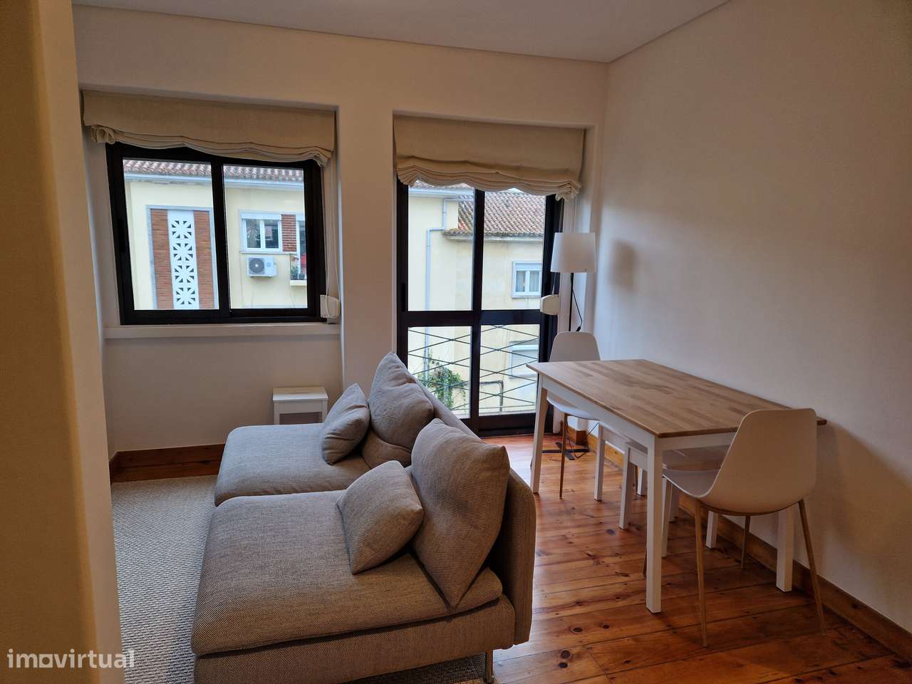 Bairro de Alvalade T2 + sótão - Grande imagem: 4/17