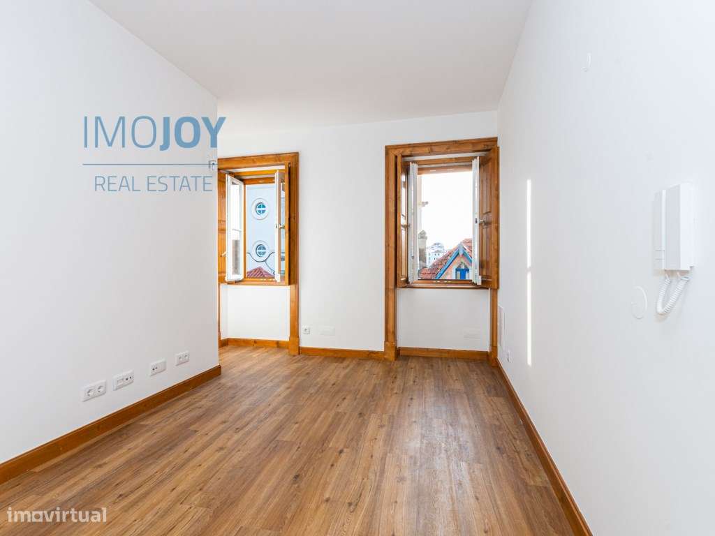 Apartamento T2 recuperado na Baía de Cascais - Grande imagem: 1/19