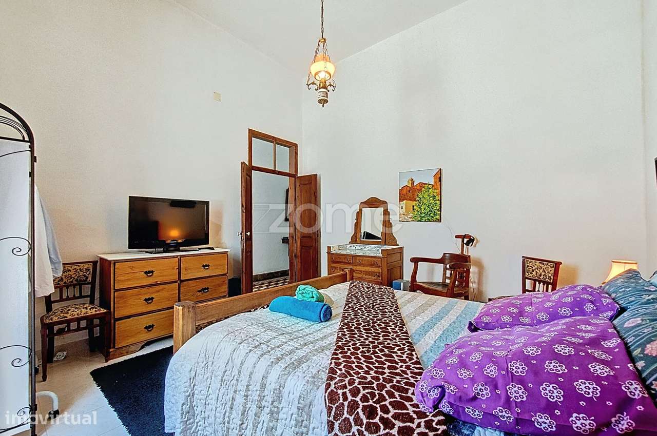 Moradia V6 no centro de São Marcos da Serra, em lote de 668m2-30