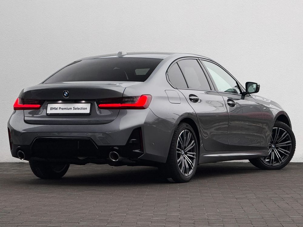 BMW Seria-3 330I XDRIVE M Sport 2.0 Benzyna 245 KM — zdjęcie 2