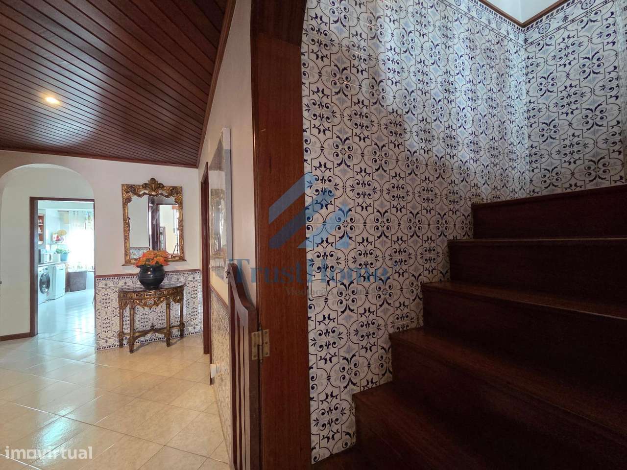 T5 duplex na Tapada das Mercês com 225m2 com lugar de parqueamento-16