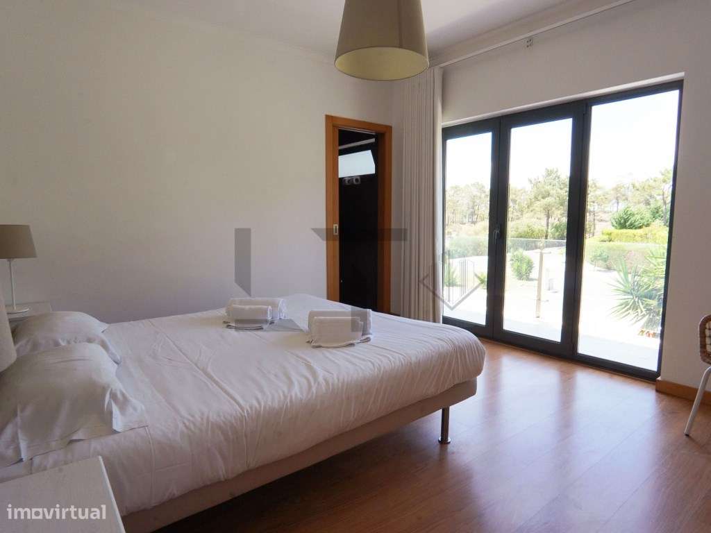 Moradia V4 com Piscina para Venda em Soltroia, Troia-20