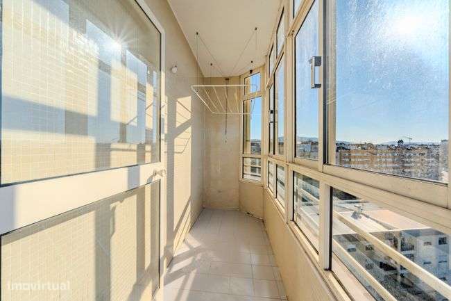 Apartamento T3 em São vicente, junto ao centro-23