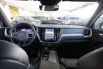 Volvo XC 60 2.0 B4 R-Design - 11