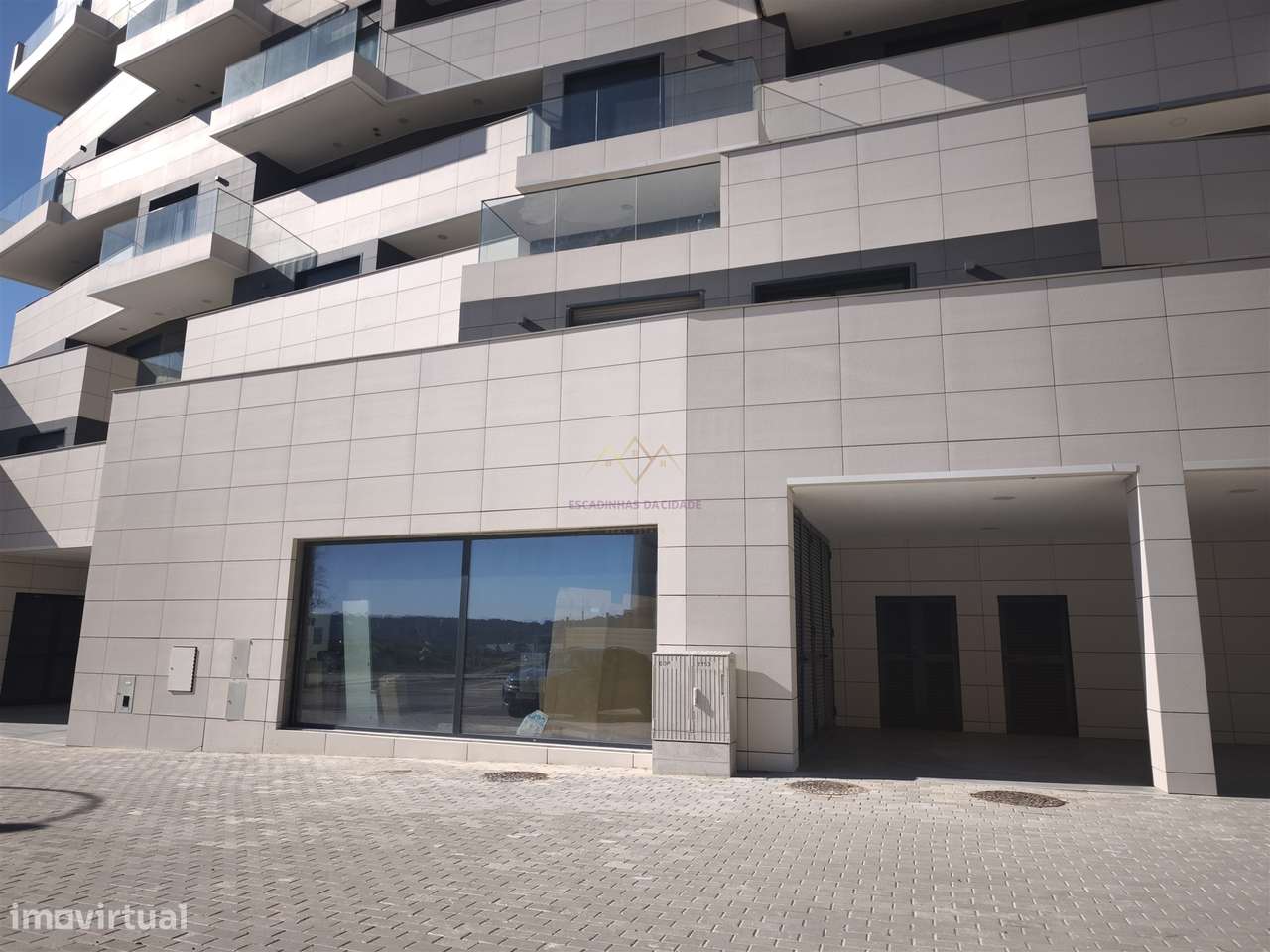 Invista Onde o Crescimento Está a Acontecer – Loja com 2 lugares de es - Grande imagem: 3/13