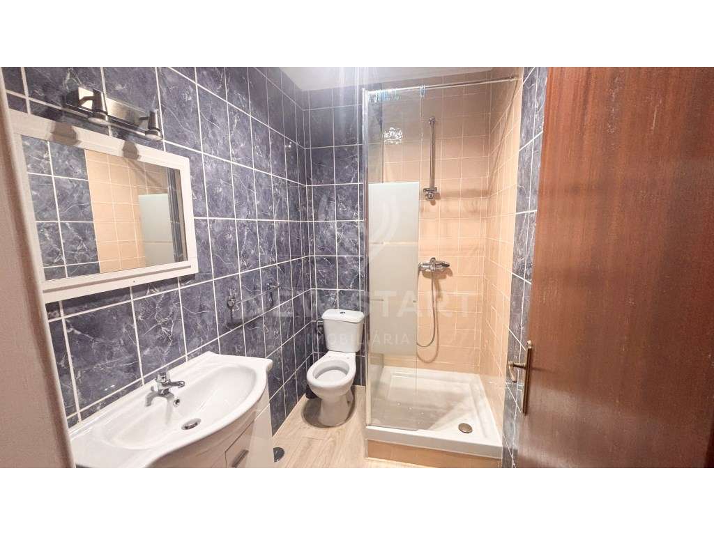 Moradia T1 tradicional remodelada na baixa de Olhão-7