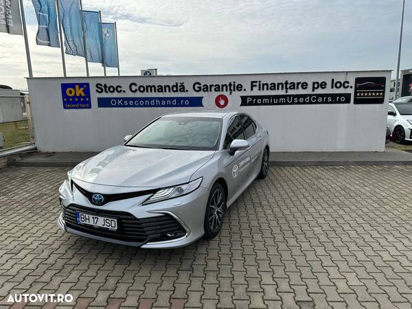 Toyota Camry 2.5 Hybrid Exclusive - 2