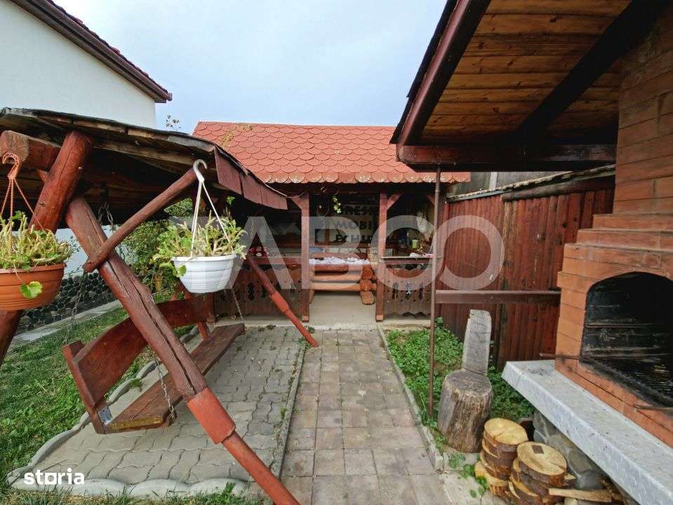 Casa individuala de vanzare 5 camere parcare si garaj Selimbar - Imagine principală: 5/19