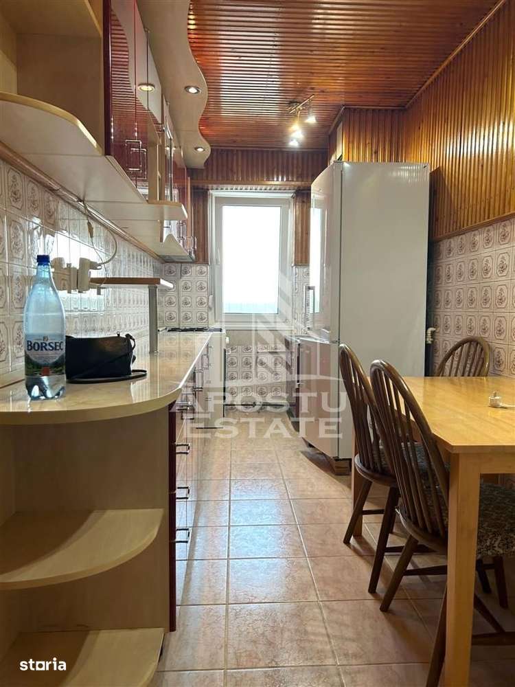 Apartament cu 4 camere central - Imagine principală: 5/8