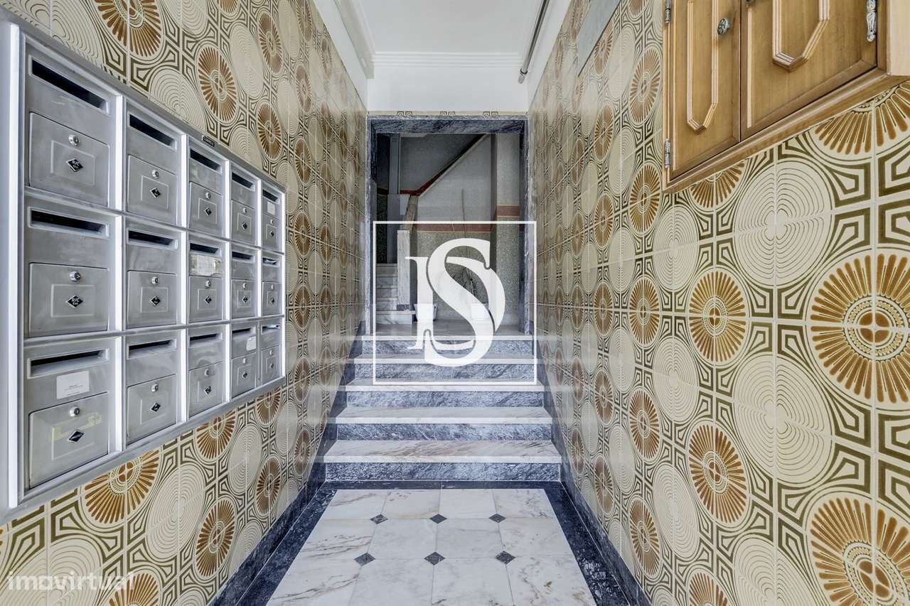 Apartamento T2  com orientação sul, arrecadação e excelente Localizaçã-15