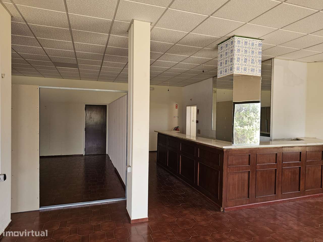 LOJA - PRAIA DONA ANA - Grande imagem: 4/6