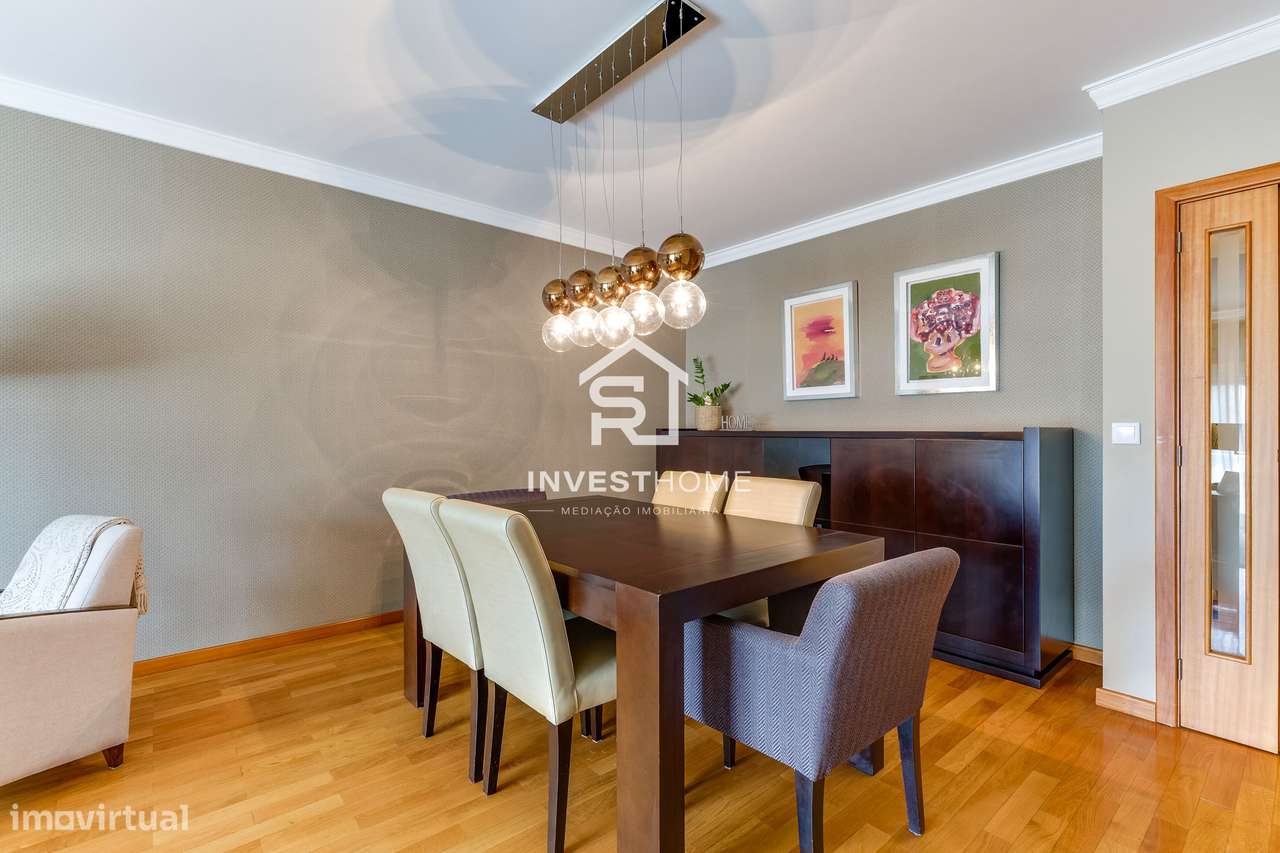 Apartamento T3 | Boas áreas | 2 Frentes | Varanda | Box 1 viatura - Grande imagem: 5/44