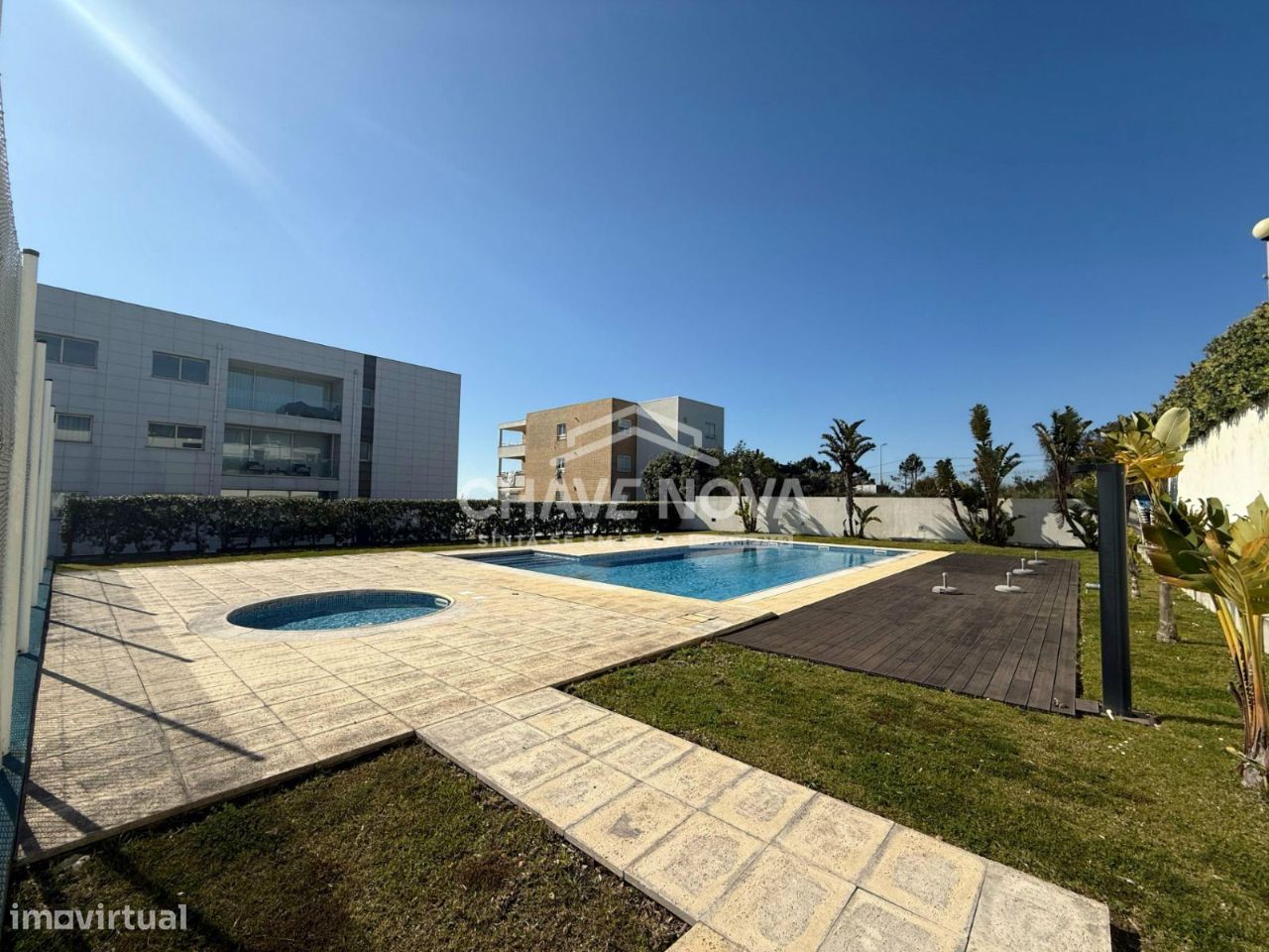 Apartamento T3 c/ garagem Box p/4 carros na Madalena (1ªLinha Mar) - Grande imagem: 1/27
