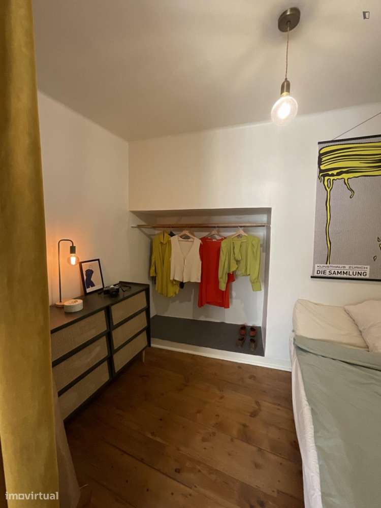 Apartamento com 2 quartos - localizado em Sé Lisbon - Grande imagem: 2/8