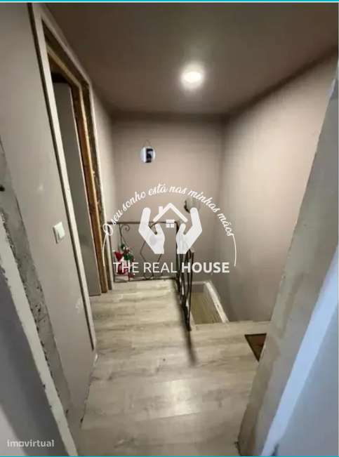 Moradia (Estreito de Câmara de Lobos)-11