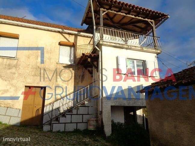 Moradia Bifamiliar Para Venda Carregal Do Sal Currelos Papizio