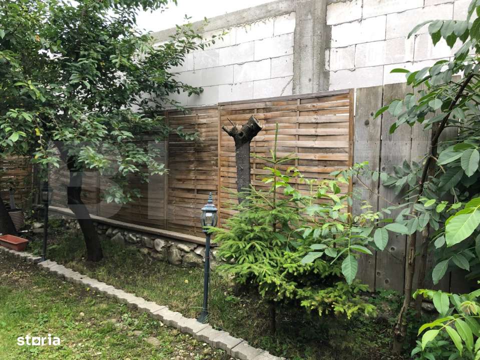 Casa cu doua corpuri, Zarnesti, pretabil pensiune sau casa de familie - Imagine principală: 5/19