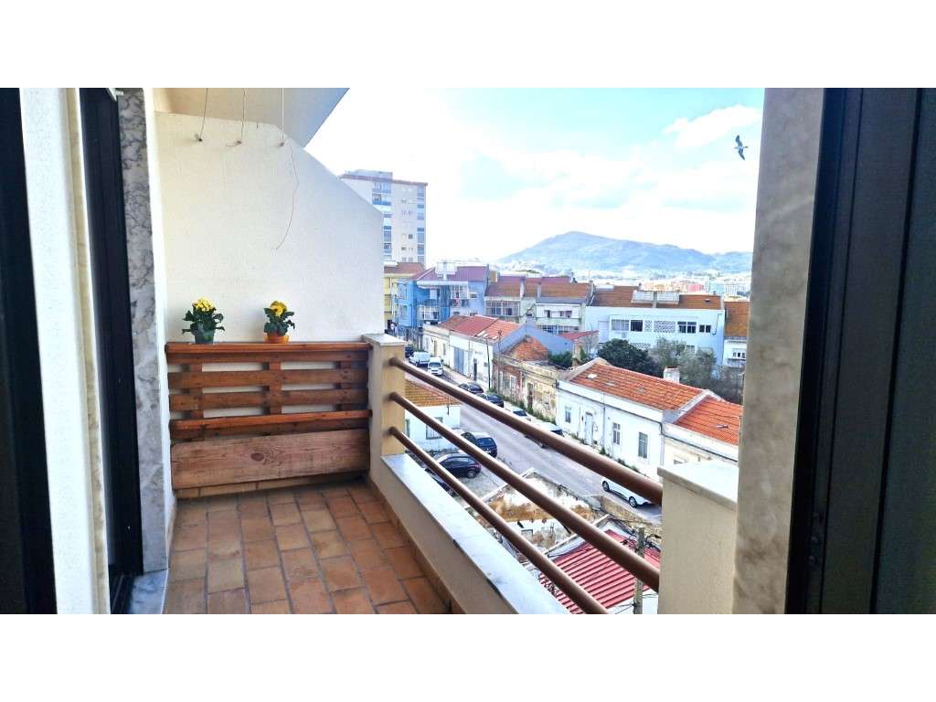 T2 Com Excelentes áreas - Vista Desafogada - Grande imagem: 5/15