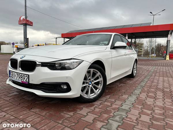 BMW Seria 3 320i Luxury Line - 19