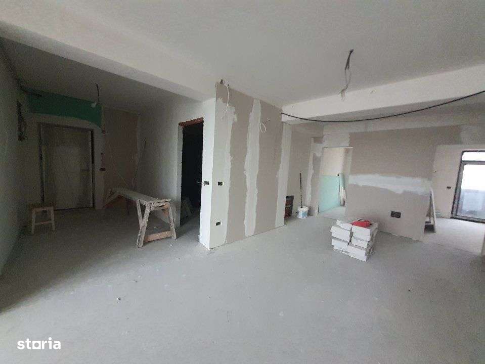 BLOC NOU-INEL II ELIBERARII - APARTAMENT SPATIOS CU 3 CAMERE VEDERE BI-10