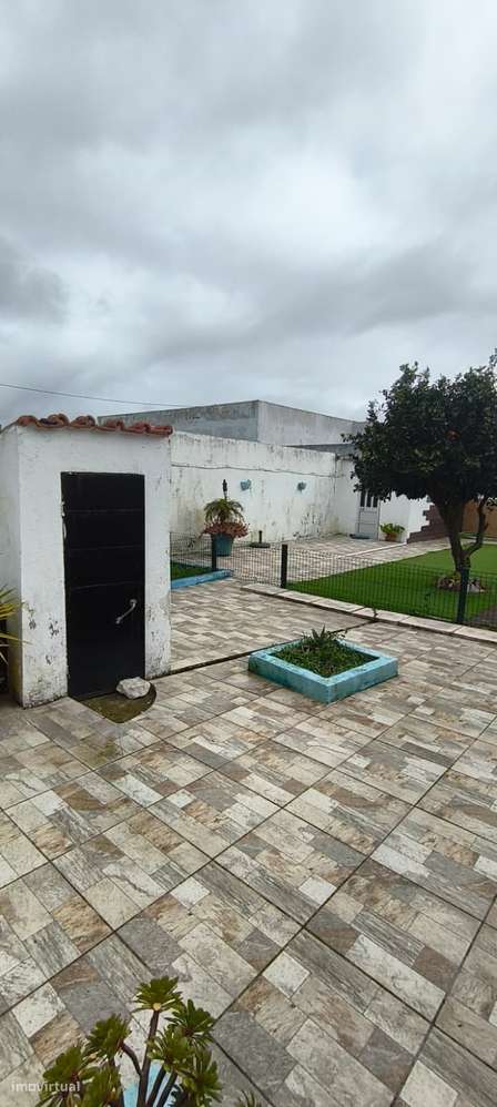 Moradia T2 com piscina e com Anexo T1 em Fernão Ferro, Seixal - Grande imagem: 5/13