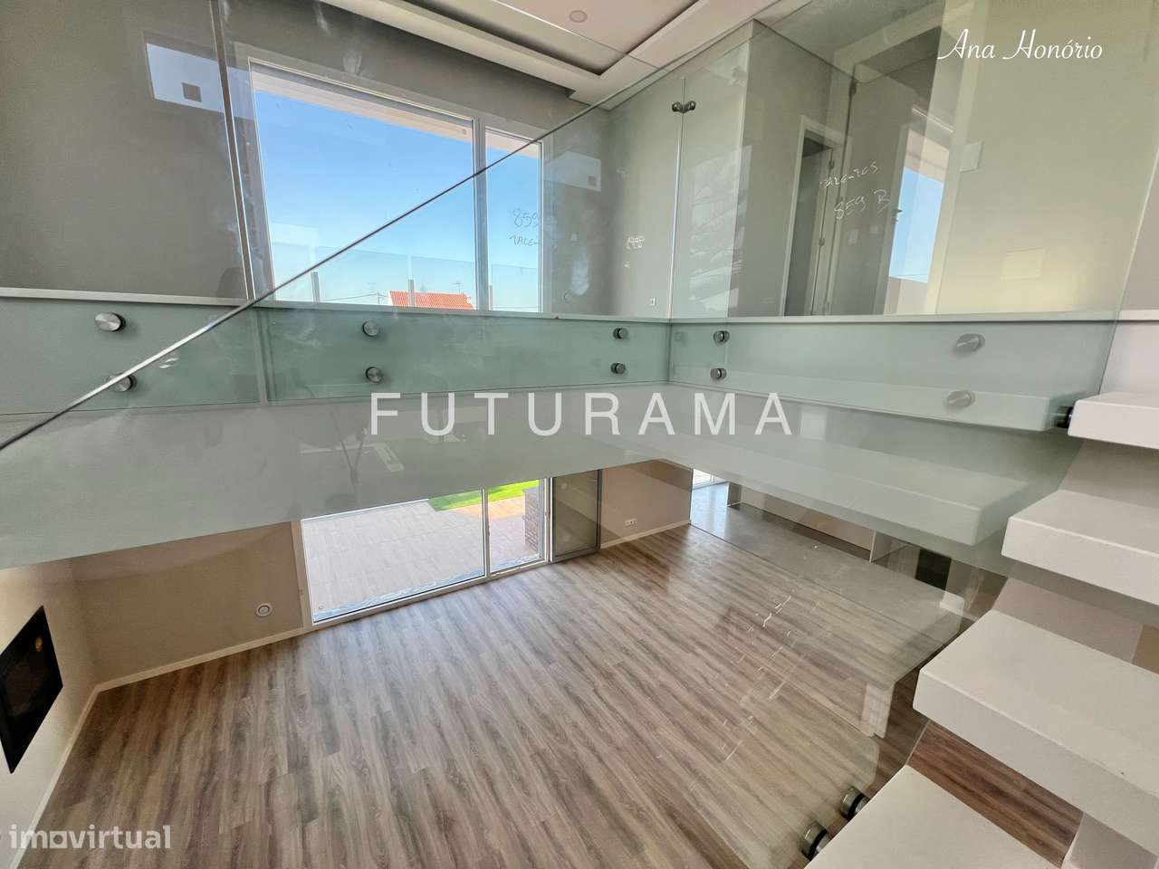 MORADIA ENTRE CAMPO E O MAR T4 + 1 - Azeitão-37