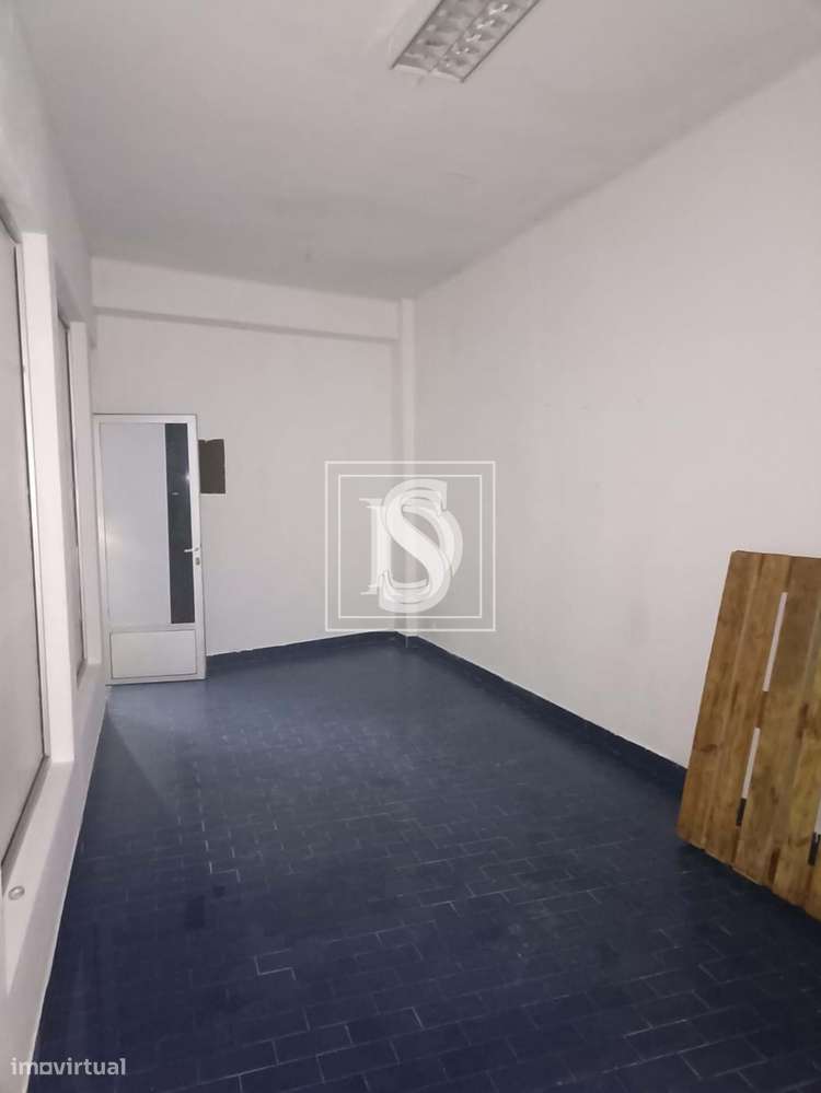 Loja para investimento em Azurém - Grande imagem: 2/2