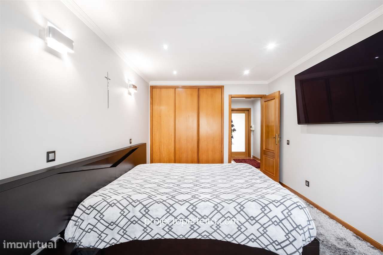 Apartamento T2 Venda em Rio Meão,Santa Maria da Feira-9