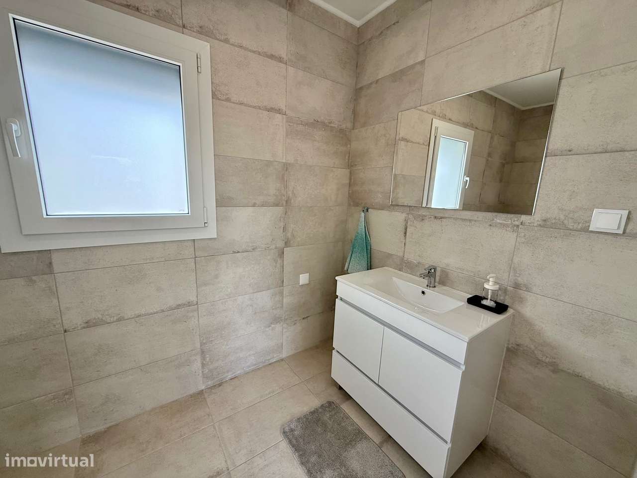 Moradia moderna T4 com piscina - a 10 min. de São Martinho do Porto-26