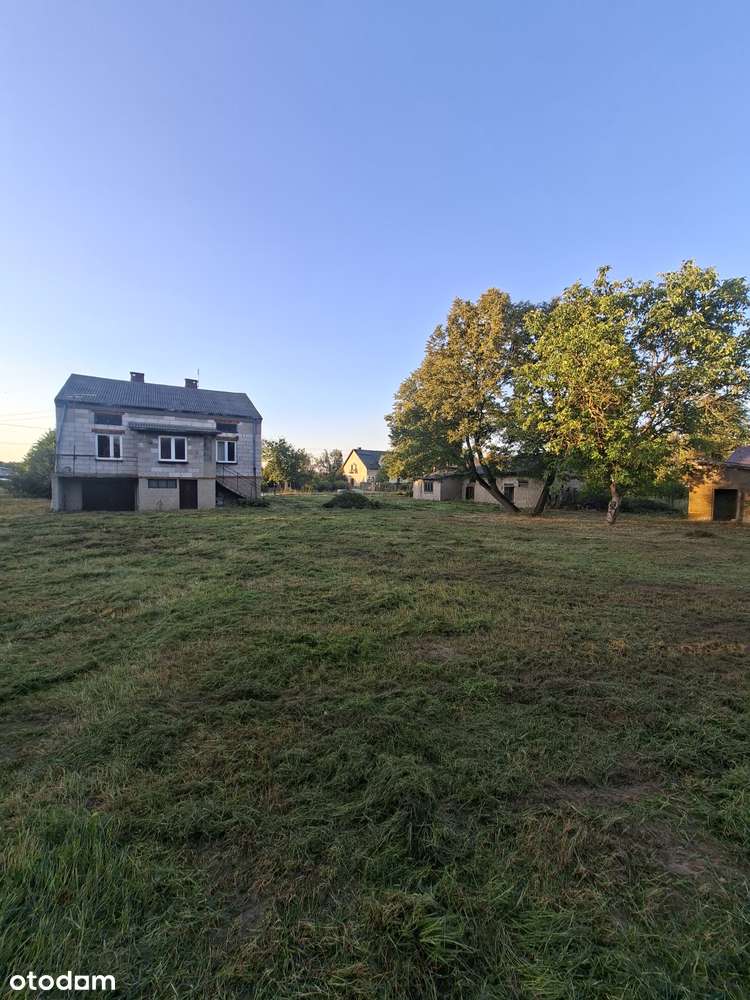 Wolnostojący dom z garażem i piwnicą