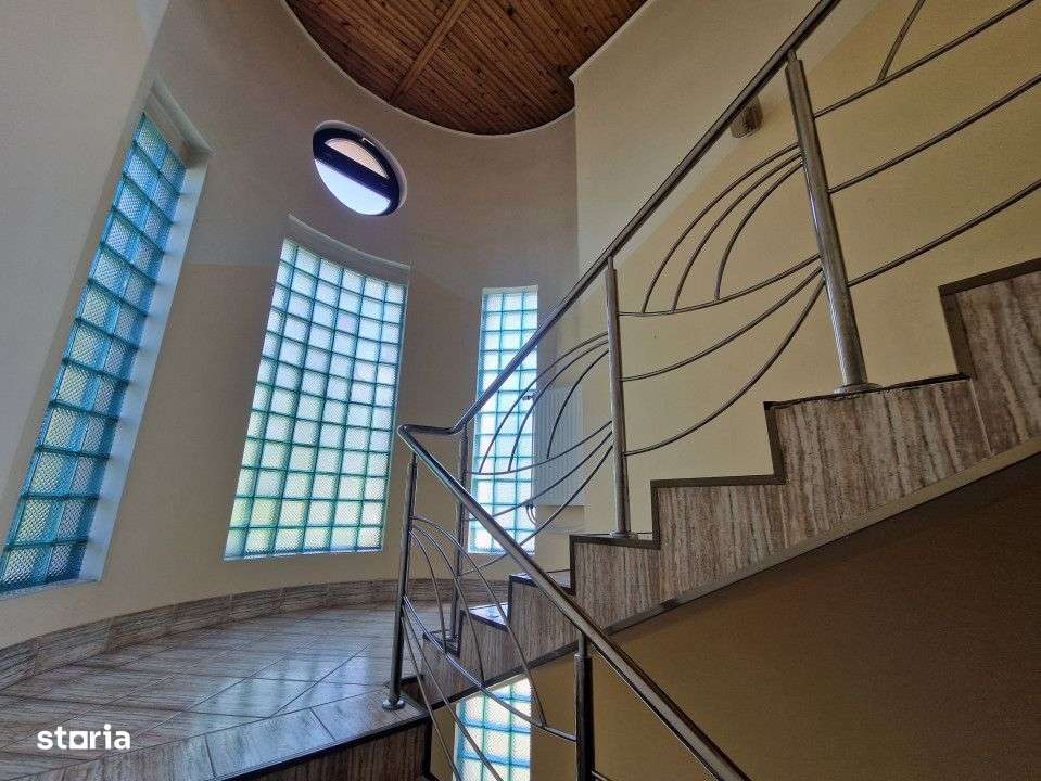 Vila cu Priveliste Panoramica si Versatilitate Unica – Str. Branului-14