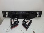 Alfa romeo 155 farolins e placa central - 6