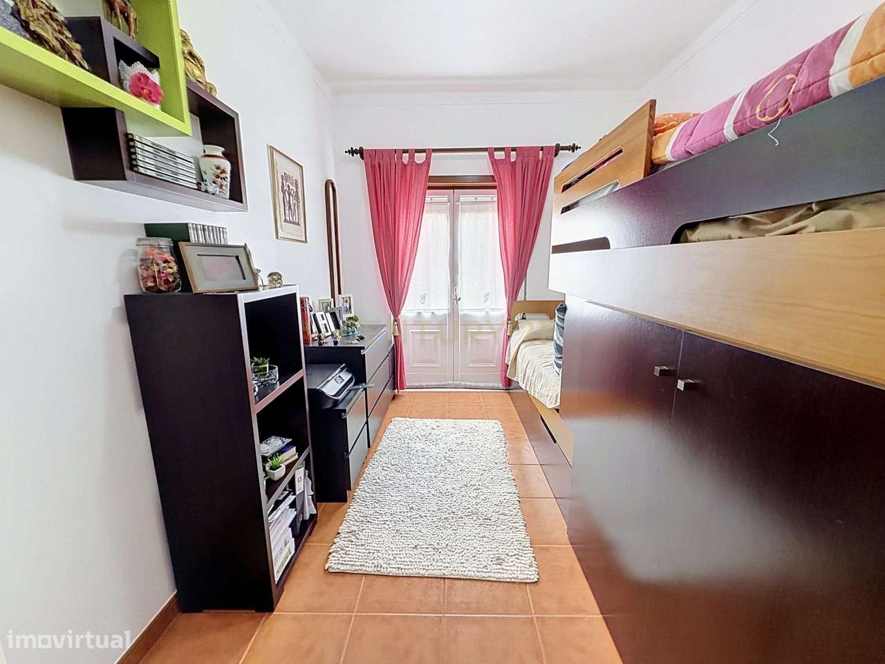 Apartamento T2 no Centro Histórico da Nazaré com Vista Mar-6