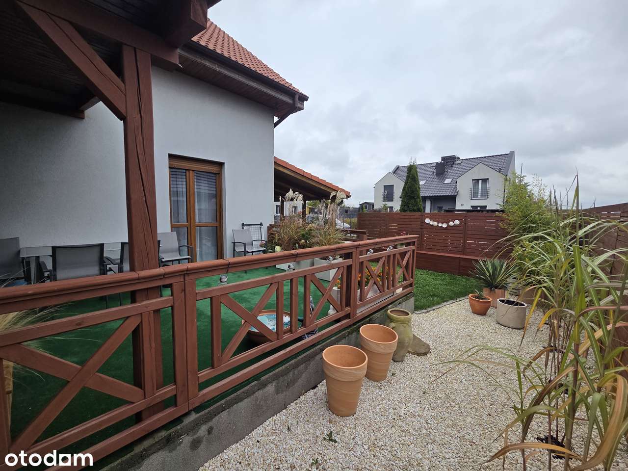 Dąbrowa - bliźniak, 3 sypialnie, spokojne miejsce, nieduży ogród-13