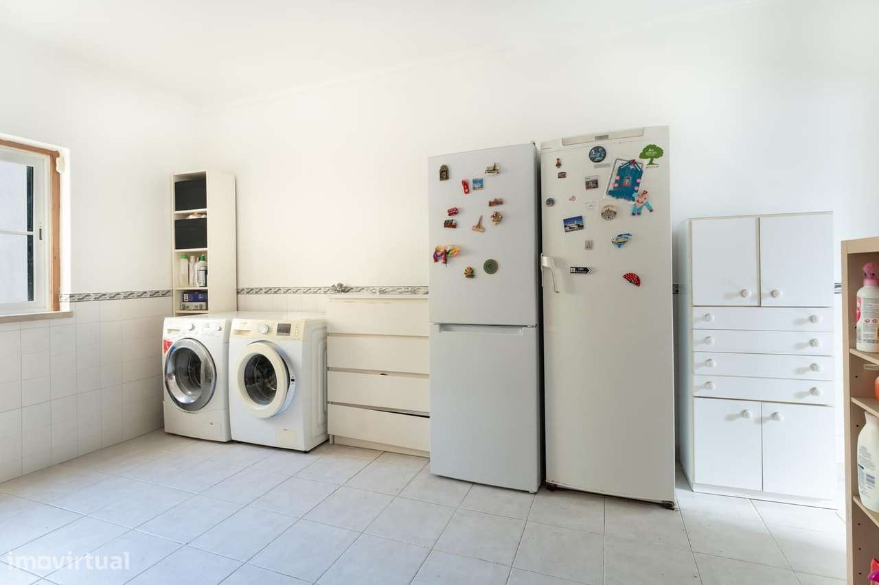 Moradia Geminada T5 + 2 com estacionamento, Alcabideche, Cascais-9