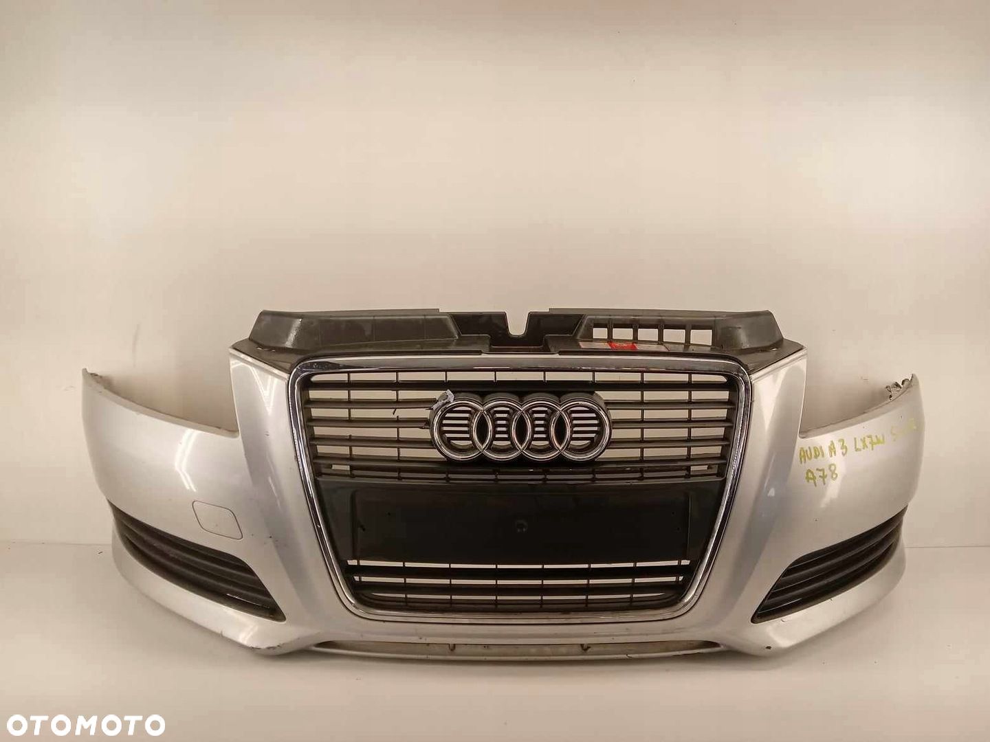 ZDERZAK PRZEDNI PRZÓD GRILL AUDI A3 8P LIFT 08-12 LY7W - 1