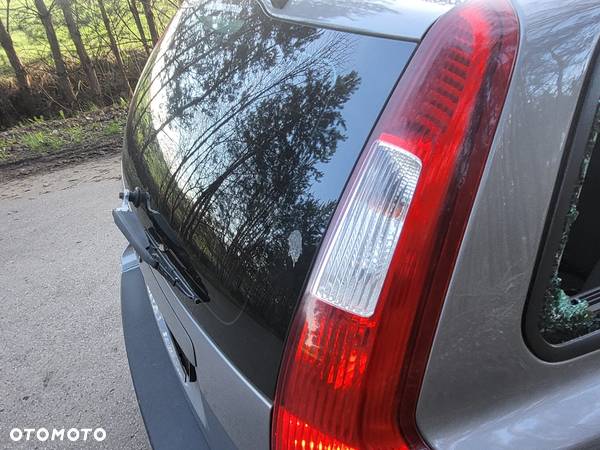 LAMPY TYŁ VOLVO V50 LEWA PRAWA 04-07 - 4