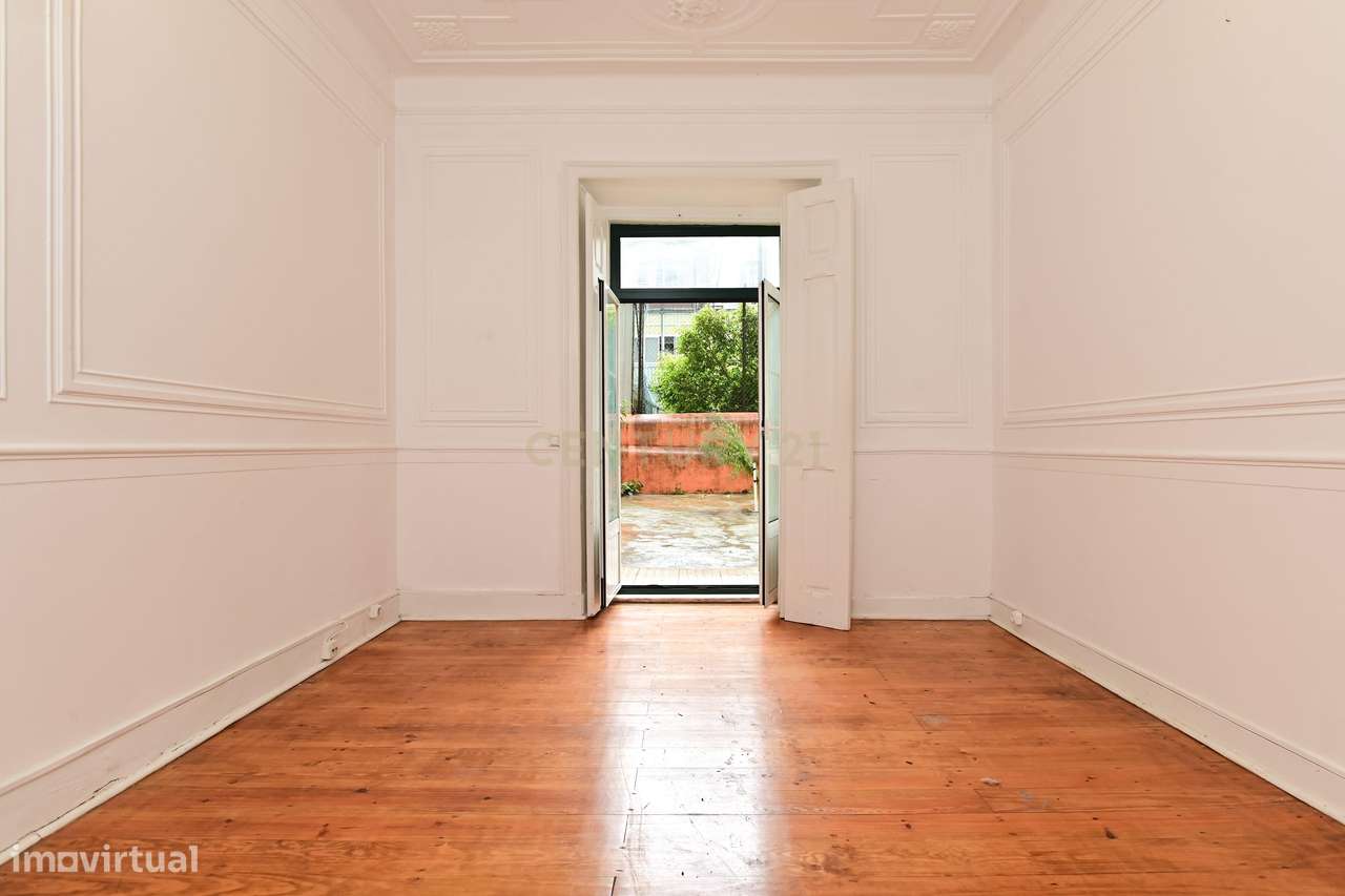 Apartamento com 4 divisões para venda em Lisboa-16