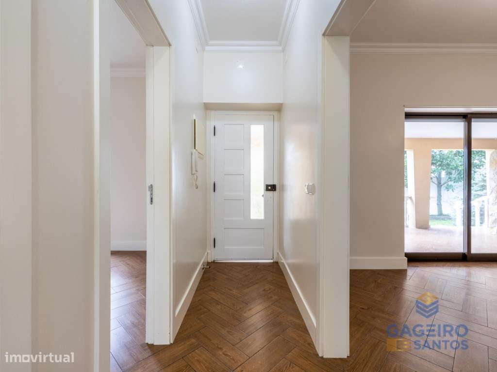 Moradia T2 com Jardim e Churrasqueira a 5 Minutos da Praia-26