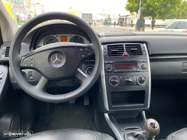 Mercedes-Benz B 180 CDi - 5