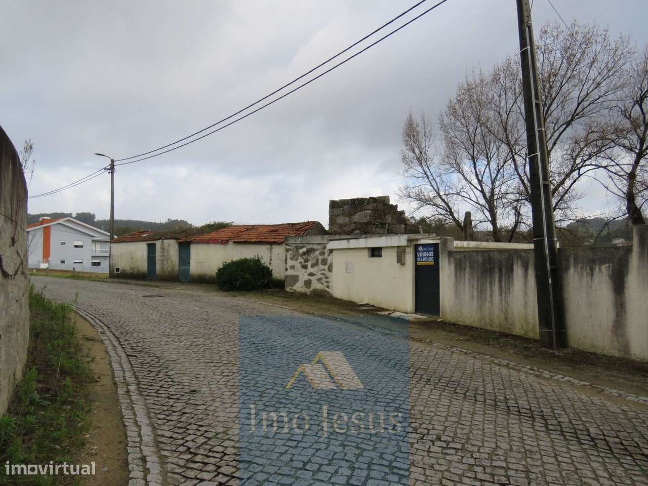 Terreno para construção com 2800 metros em Perosinho-2