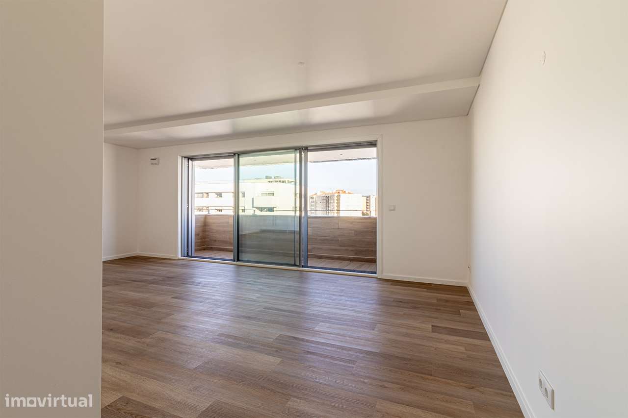 Apartamento T2 Novo a estrear no Condomínio Lago Altear-2