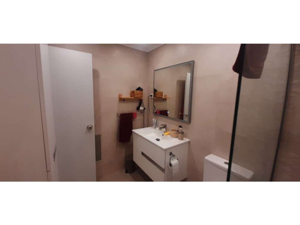 Apartamento T1 em condomínio com Piscina a 2 minutos da praia-16