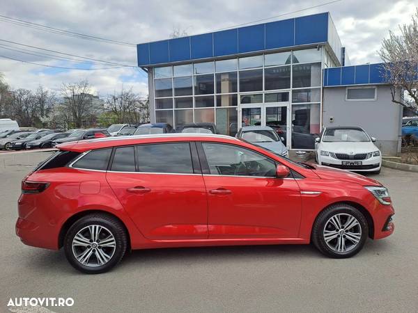 Renault Megane Grandtour TCe 140 GPF INTENS - 21