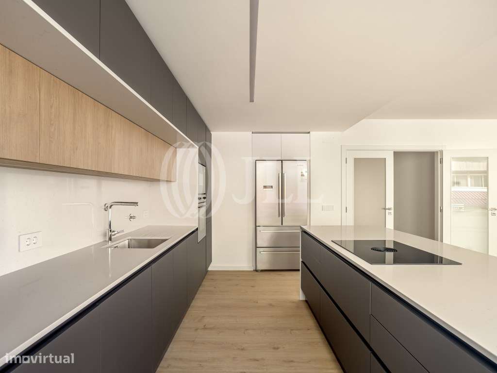 Apartamento T3 com vista mar e garagem em Cascais - Grande imagem: 5/29