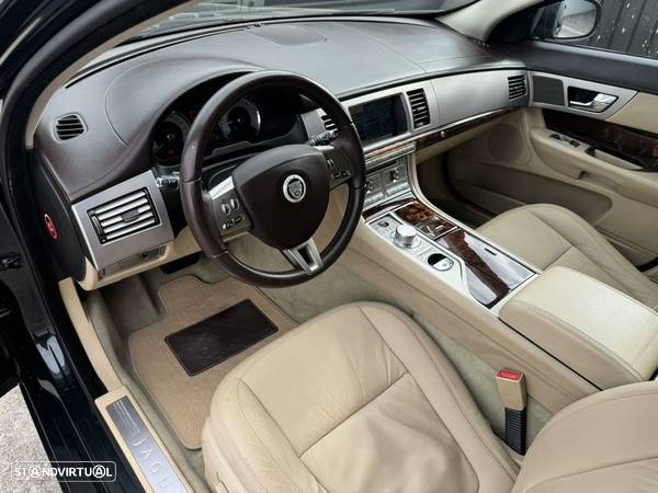 Jaguar XF 3.0 V6 Diesel Luxury - 18